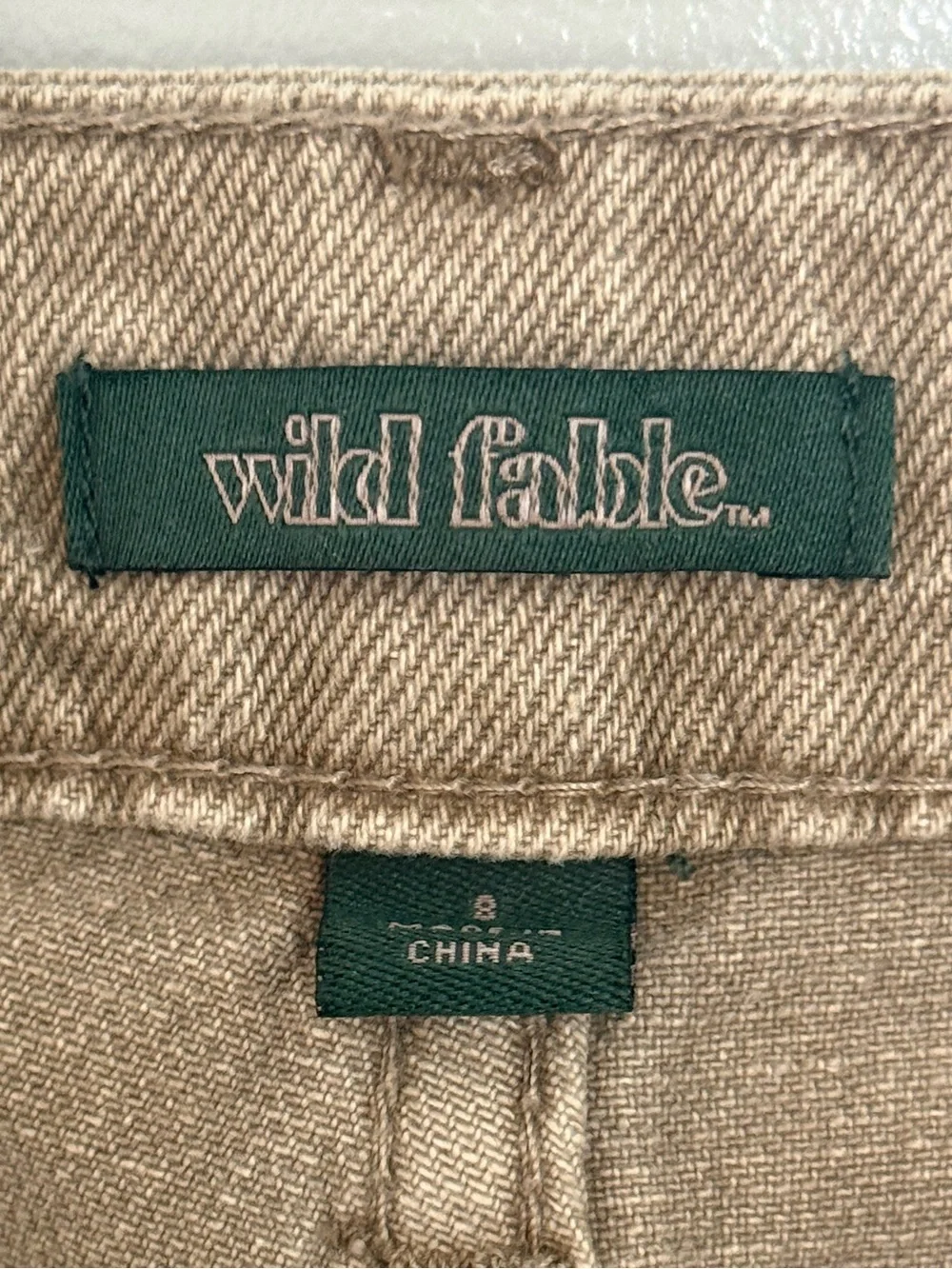 Wild Fable Beige/Taupe high rise Straight Leg Jeans. Size 8.